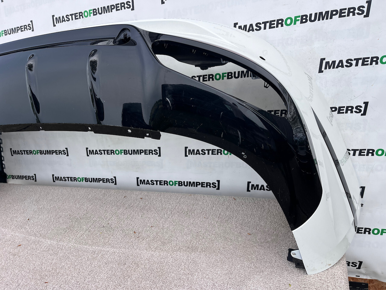 Bentley Continental Gt Gtc 2024-on Rear Bumper 6 Pdc White Genuine [p417]