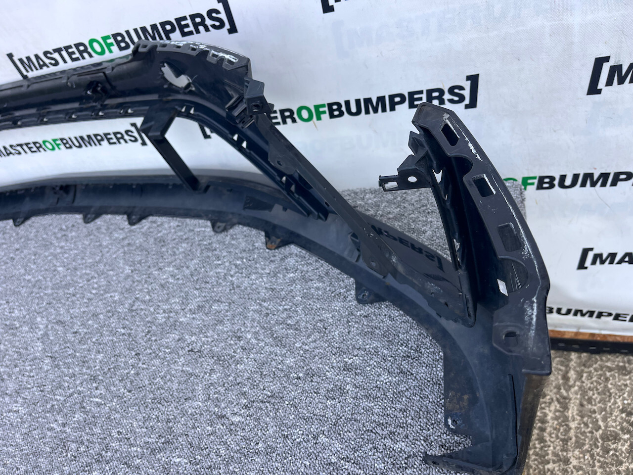 Bentley Continental Gt Gtc Iii Exclusive 2018-2023 Front Bumper Genuine [p456]