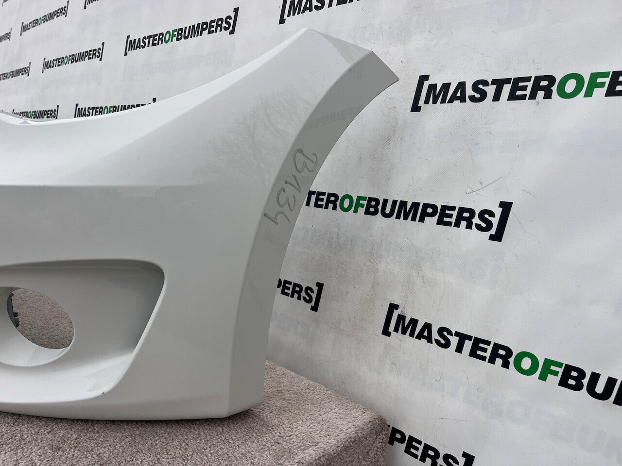 BMW 1 Series Se E82 E88 Lci Coupe Cabrio 2009-2013 Front Bumper Genuine [B134]