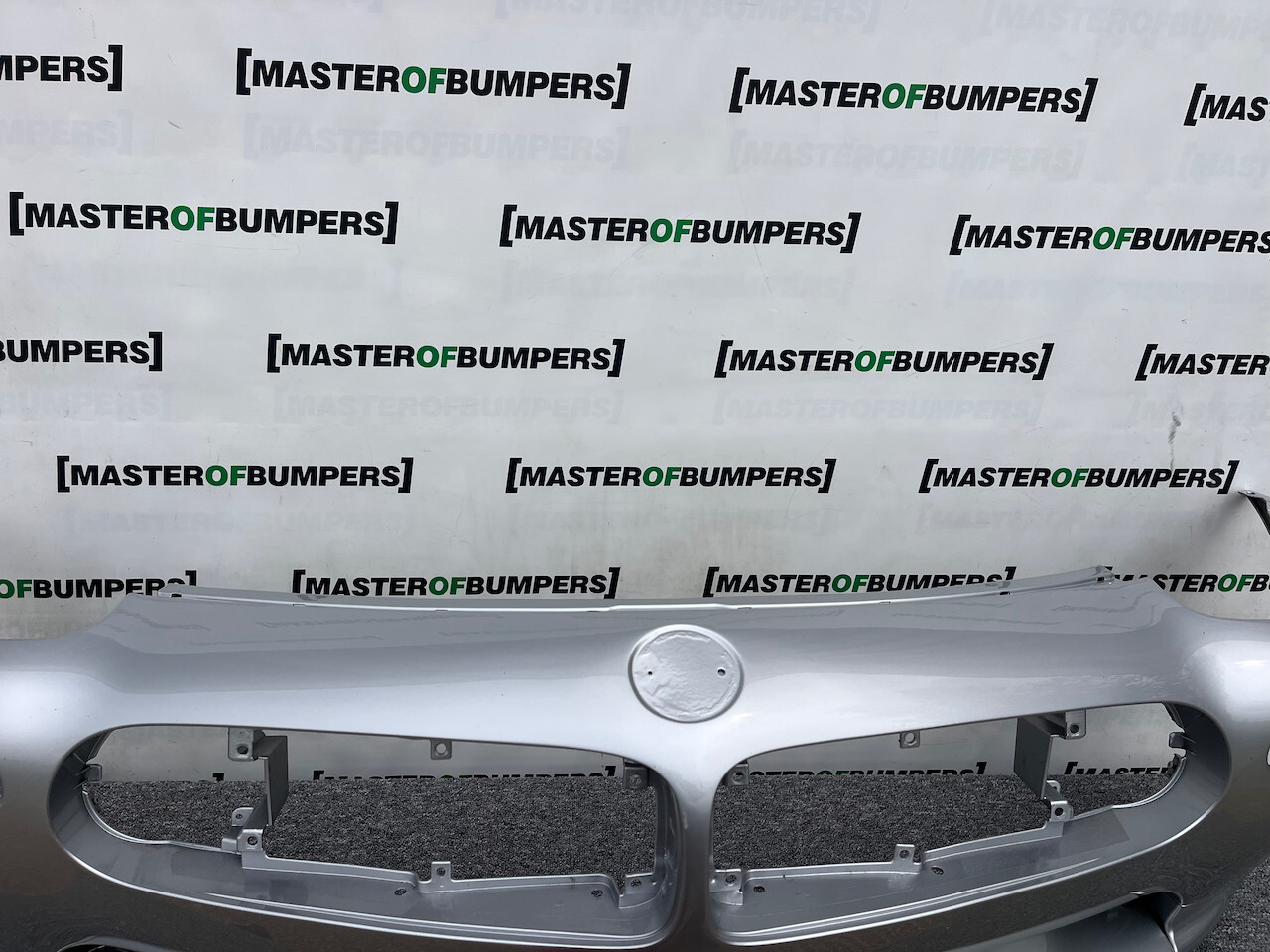 BMW Z8 Cabrio James Bond Car 1998-2002 Front Bumper Genuine [B214]