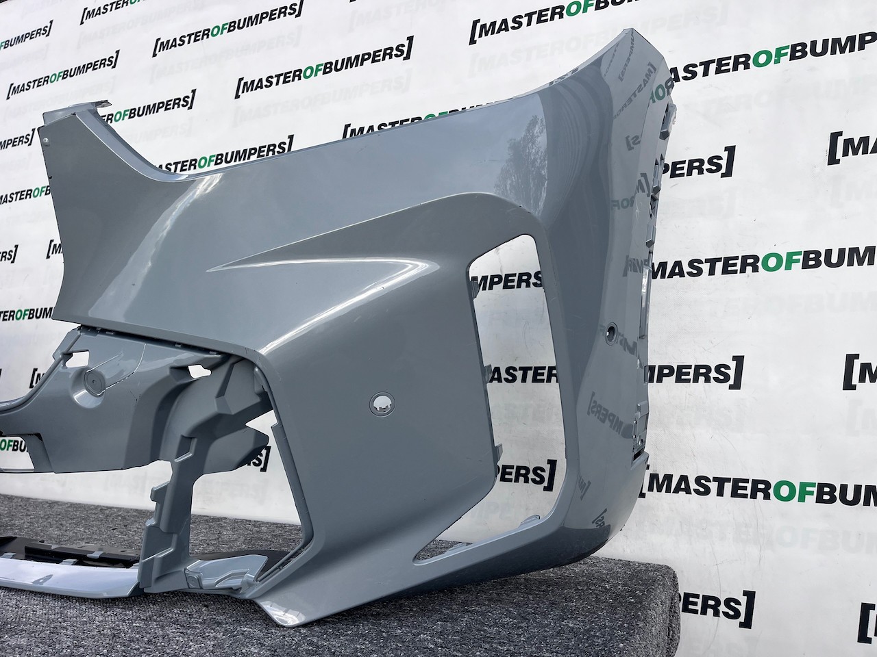 BMW X5 M Sport Suv G05 Lci 2024-on Front Bumper 6 Pdc Genuine [B254]