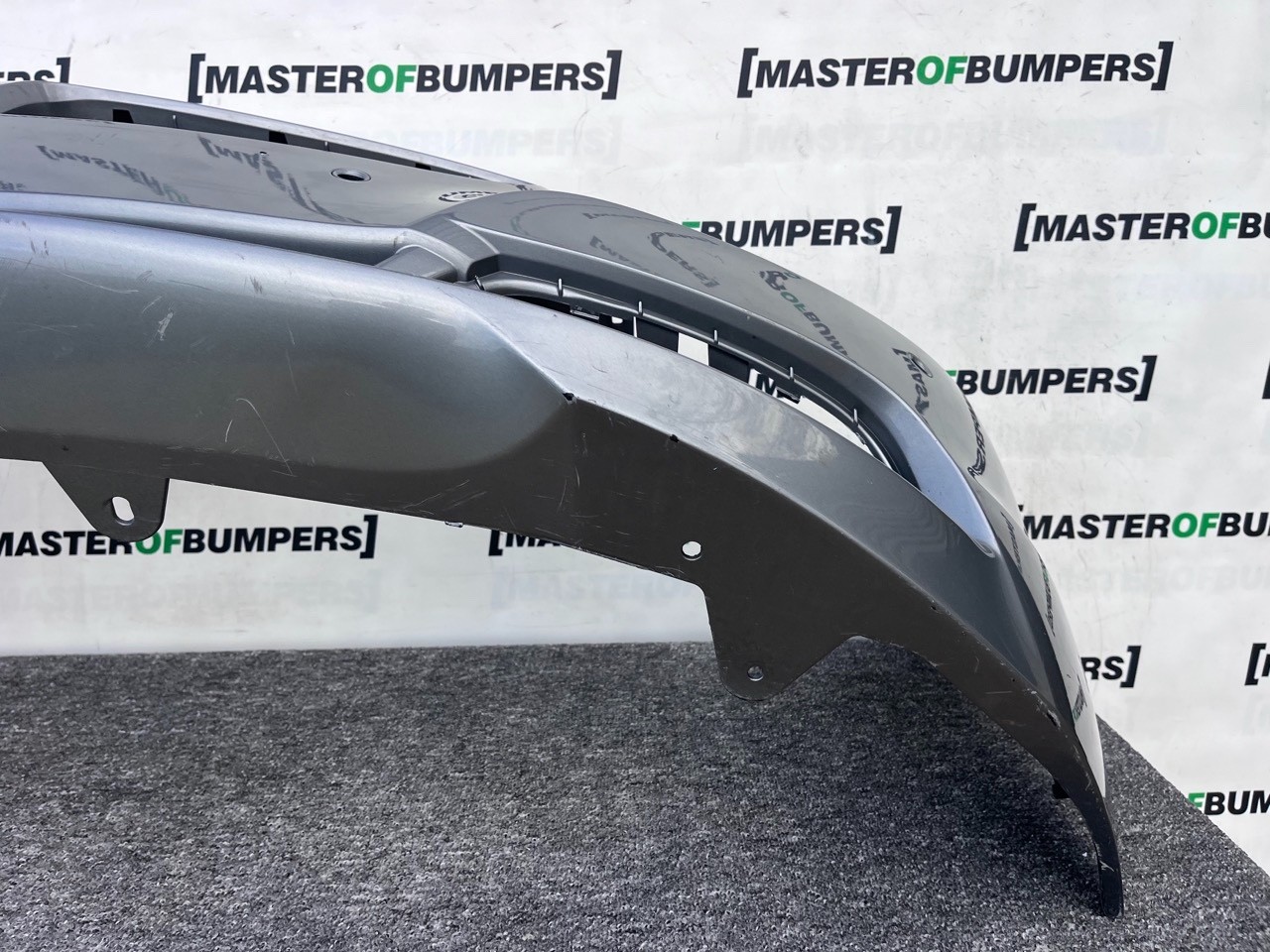 BMW Z4 Highline Edition E89 2009-2015 Front Bumper 4 Pdc + Jets Genuine [B274]