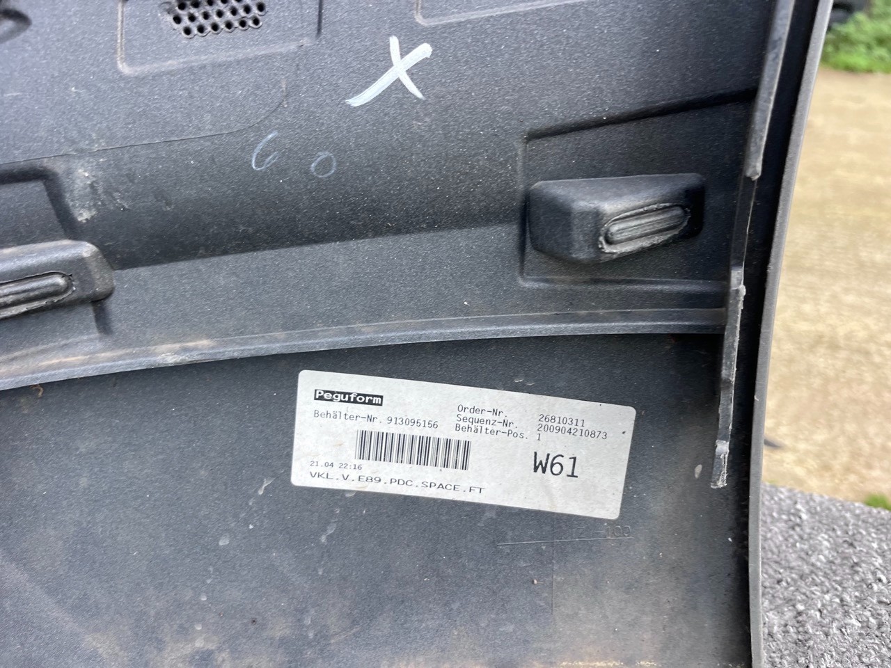 BMW Z4 Highline Edition E89 2009-2015 Front Bumper 4 Pdc + Jets Genuine [B274]