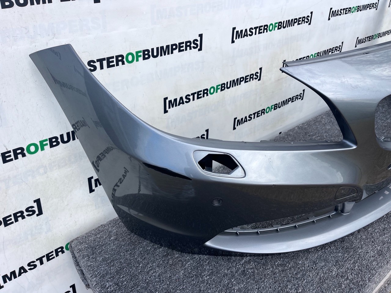 BMW Z4 Highline Edition E89 2009-2015 Front Bumper 4 Pdc + Jets Genuine [B274]