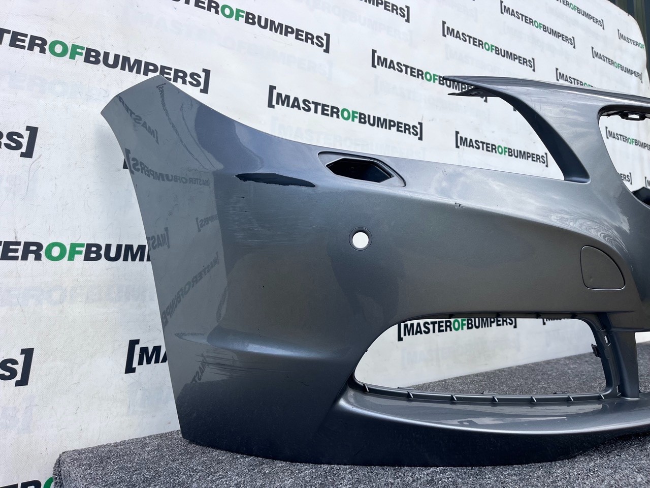 BMW Z4 Highline Edition E89 2009-2015 Front Bumper 4 Pdc + Jets Genuine [B274]