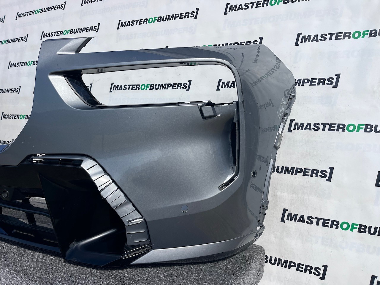 BMW X7 M Sport M60i G07 Lci Suv 2023-2026 Front Bumper 6 Pdc Genuine [B349]