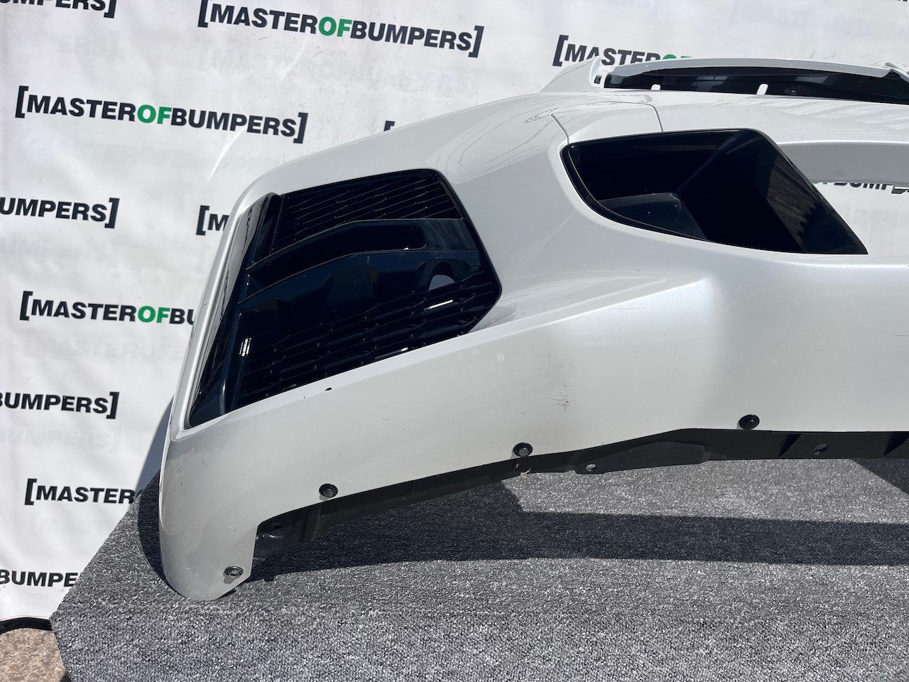 BMW X1 F48 Lci M Sport Suv 2019-2022 Front Bumper White No Pdc Genuine [B951]