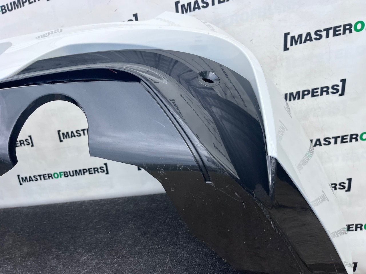 BMW X4 M Sport Xdrive G02 2018-2021 Front Bumper 4 Pdc Genuine [B390]