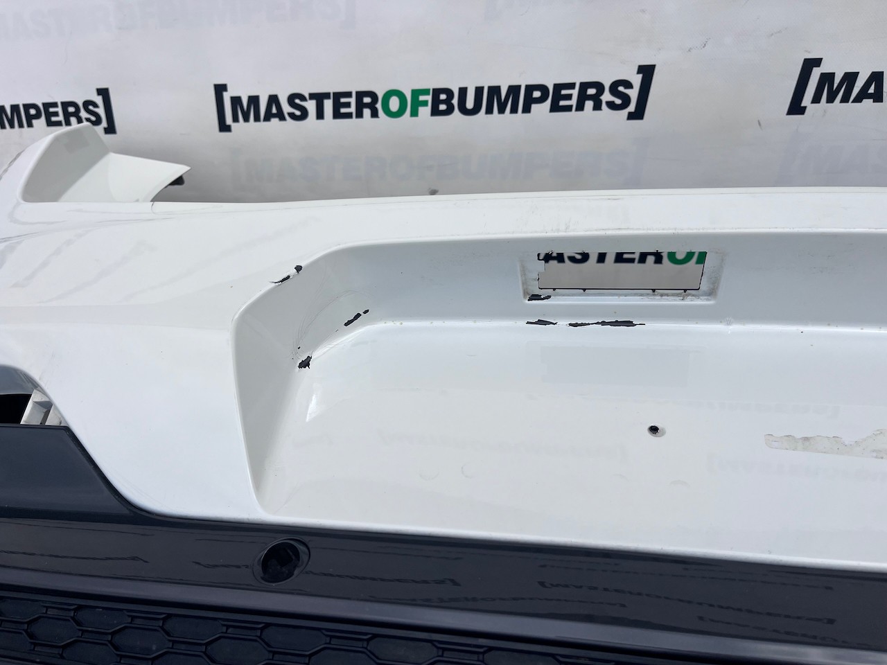 BMW X4 M Sport Xdrive G02 2018-2021 Front Bumper 4 Pdc Genuine [B390]