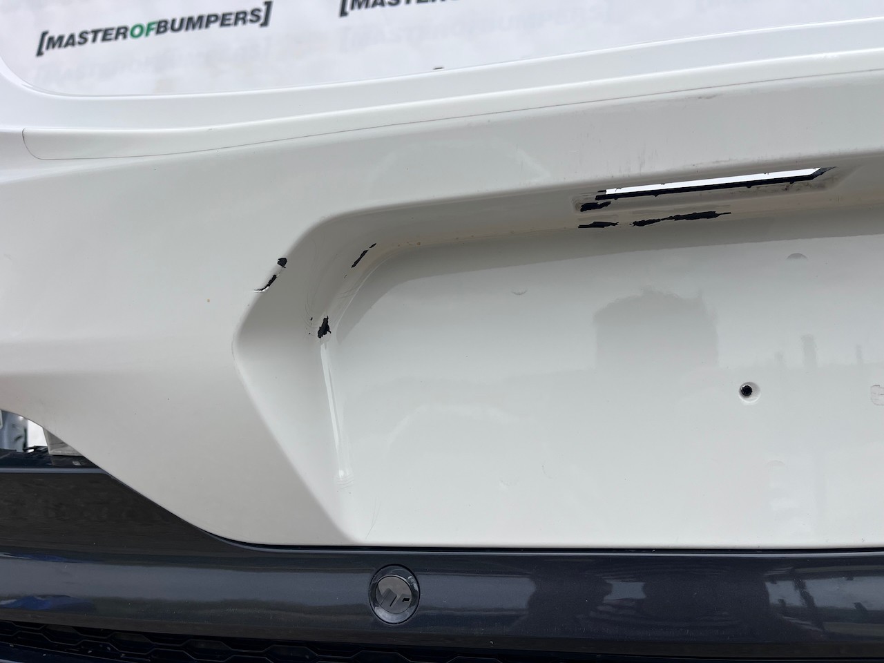 BMW X4 M Sport Xdrive G02 2018-2021 Front Bumper 4 Pdc Genuine [B390]