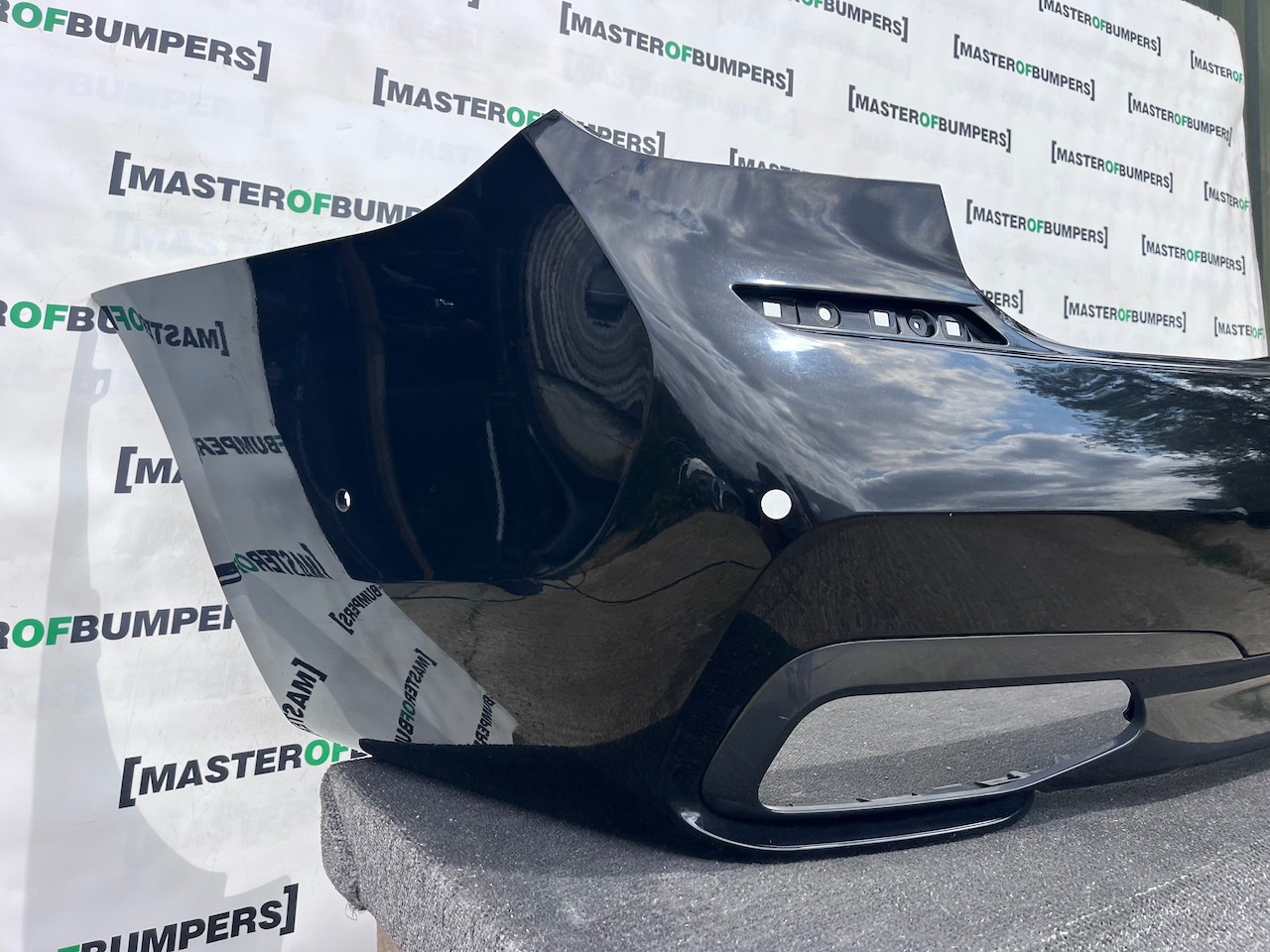 BMW 7 Series M Sport G11 G12 Saloon 2016-2019 Rear Bumper 6 Pdc Genuine [B406]