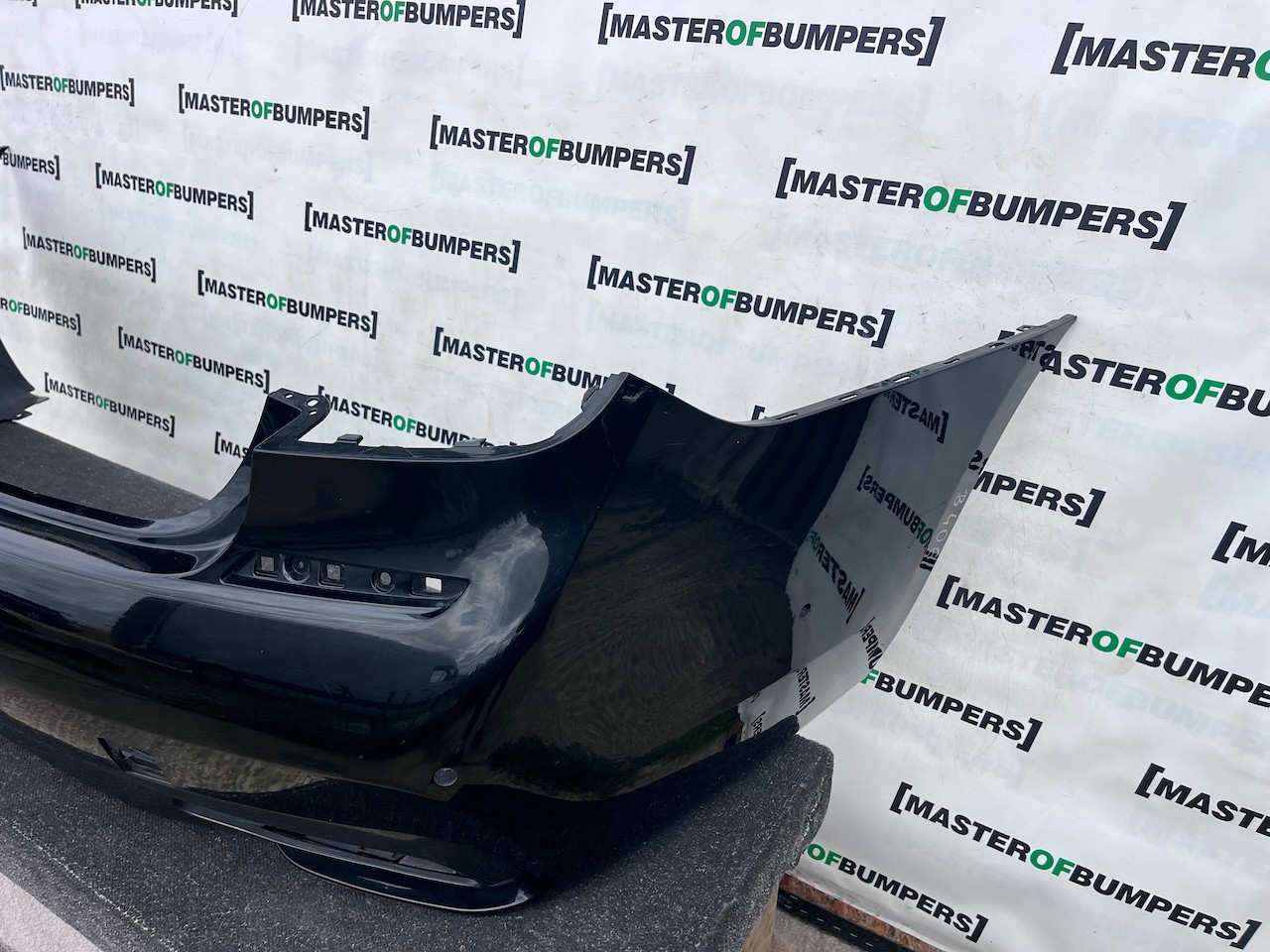 BMW 7 Series M Sport G11 G12 Saloon 2016-2019 Rear Bumper 6 Pdc Genuine [B406]