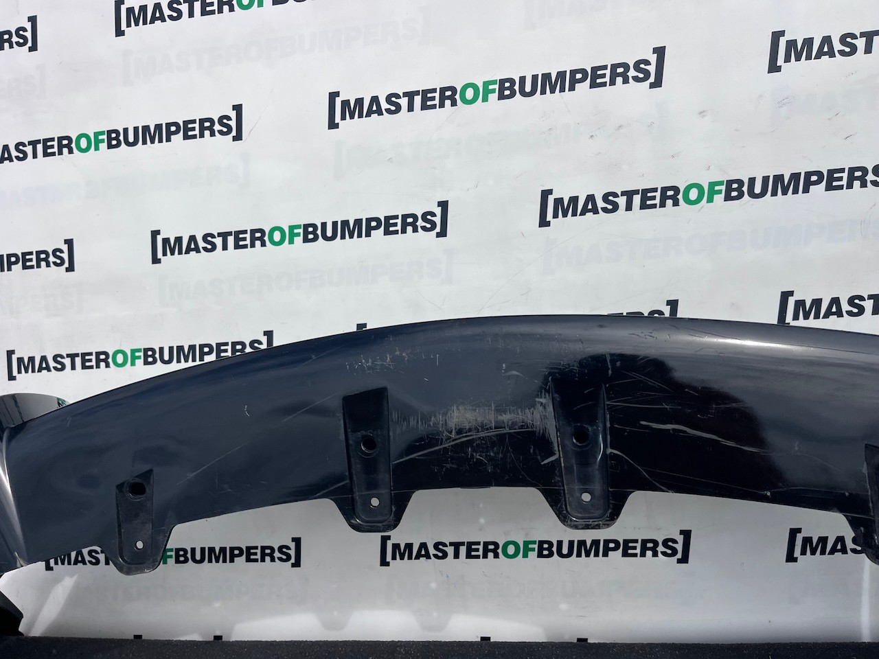 BMW I8 I8 Hybrid Coupe 4wd 2014-2020 Front Bumper 4 Pdc Genuine [B423]