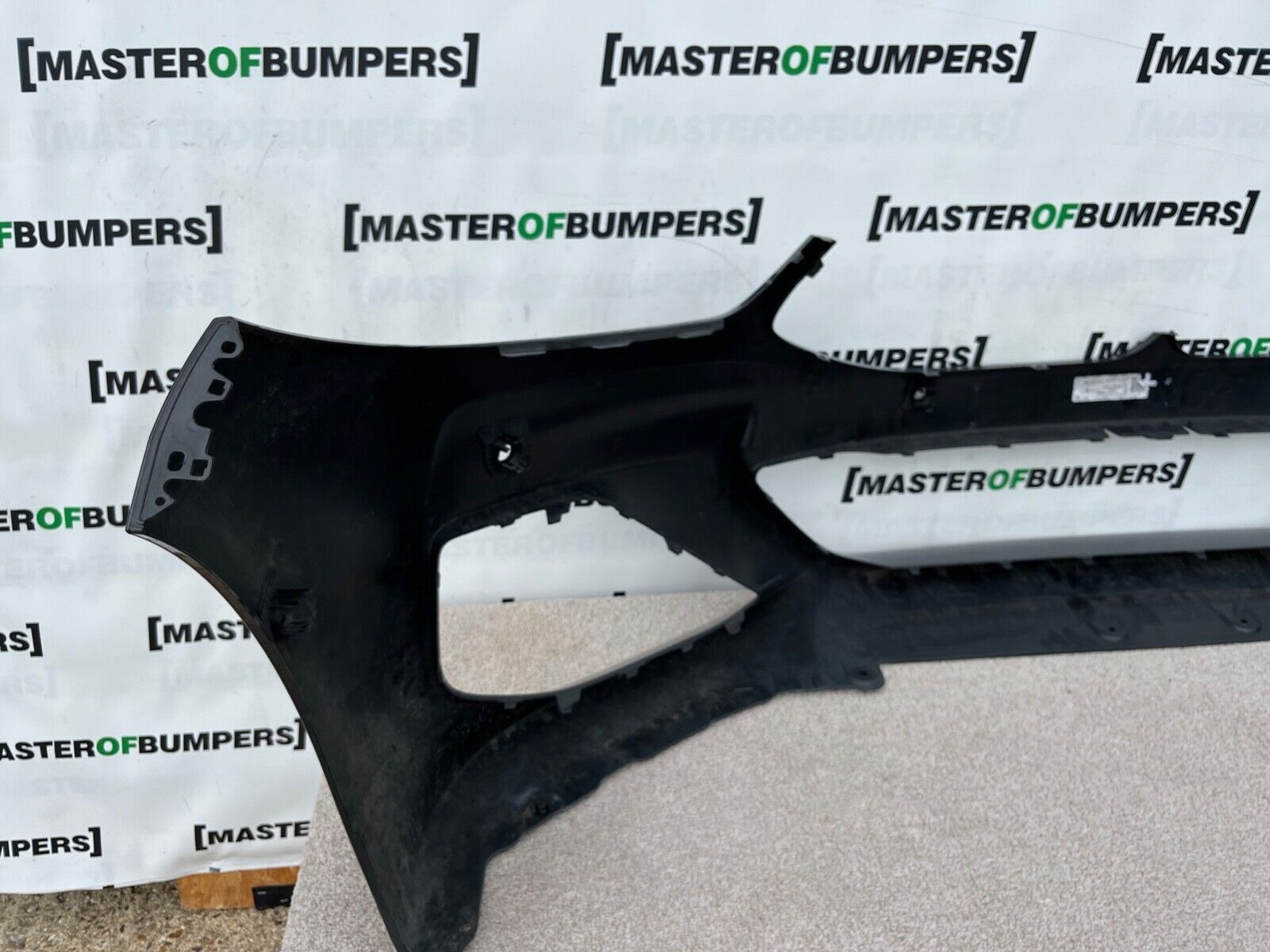 BMW 8 Series G14 G15 M Sport 2018-2023 Front Bumper 6 Pdc Genuine [B556]