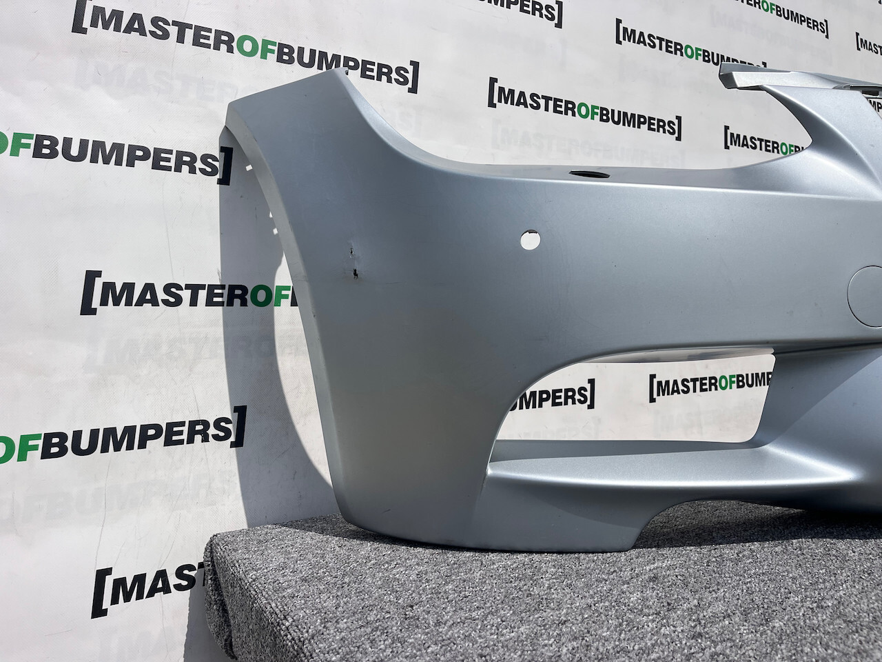 BMW M3 M Power E9x Sedan Coupe 2008-2013 Front Bumper 4 Pdc Genuine [B201]