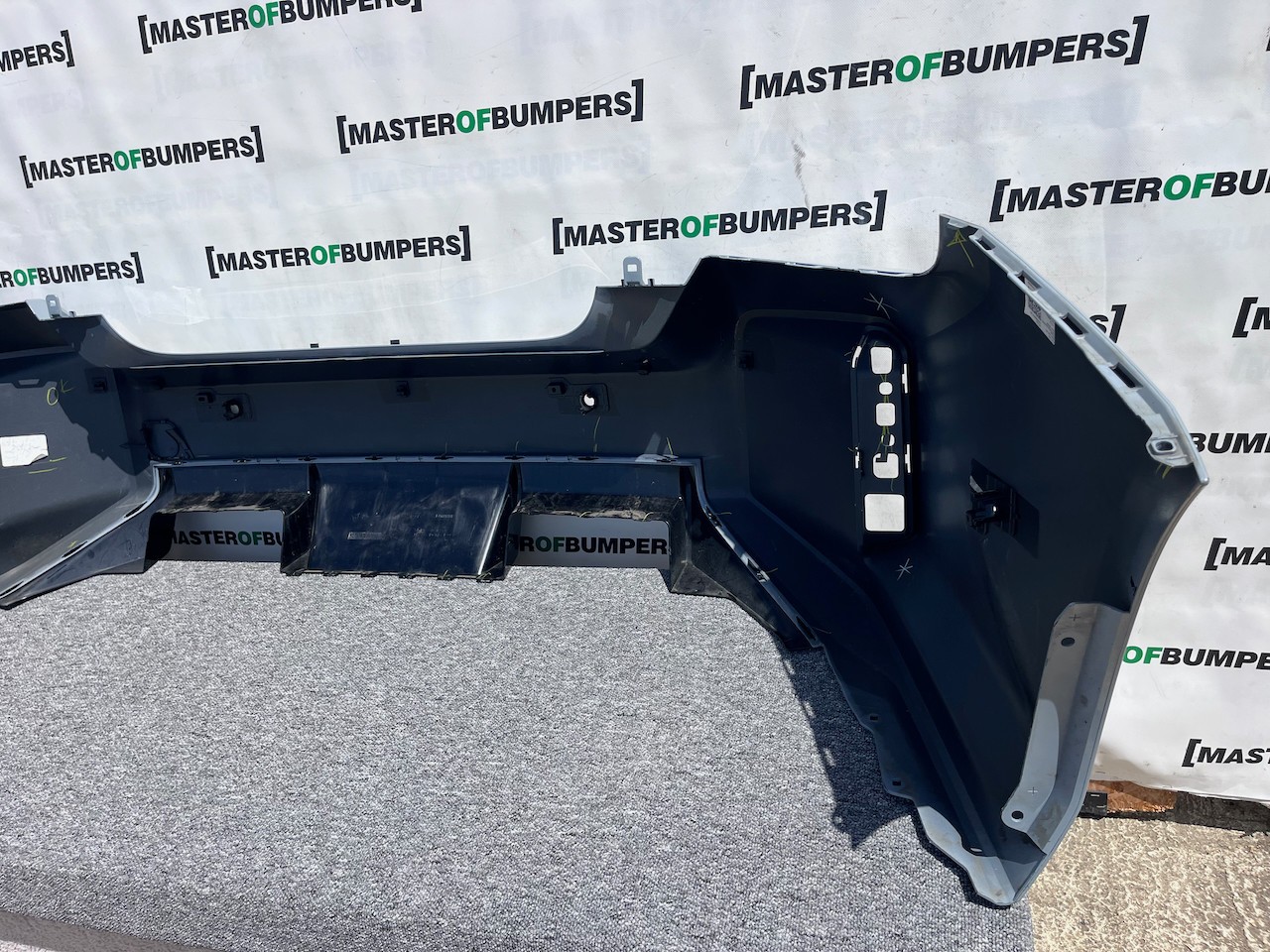 BMW M2 G87 Coupe 2023-on Rear Bumper W/difuser 6 Pdc Genuine [B223]