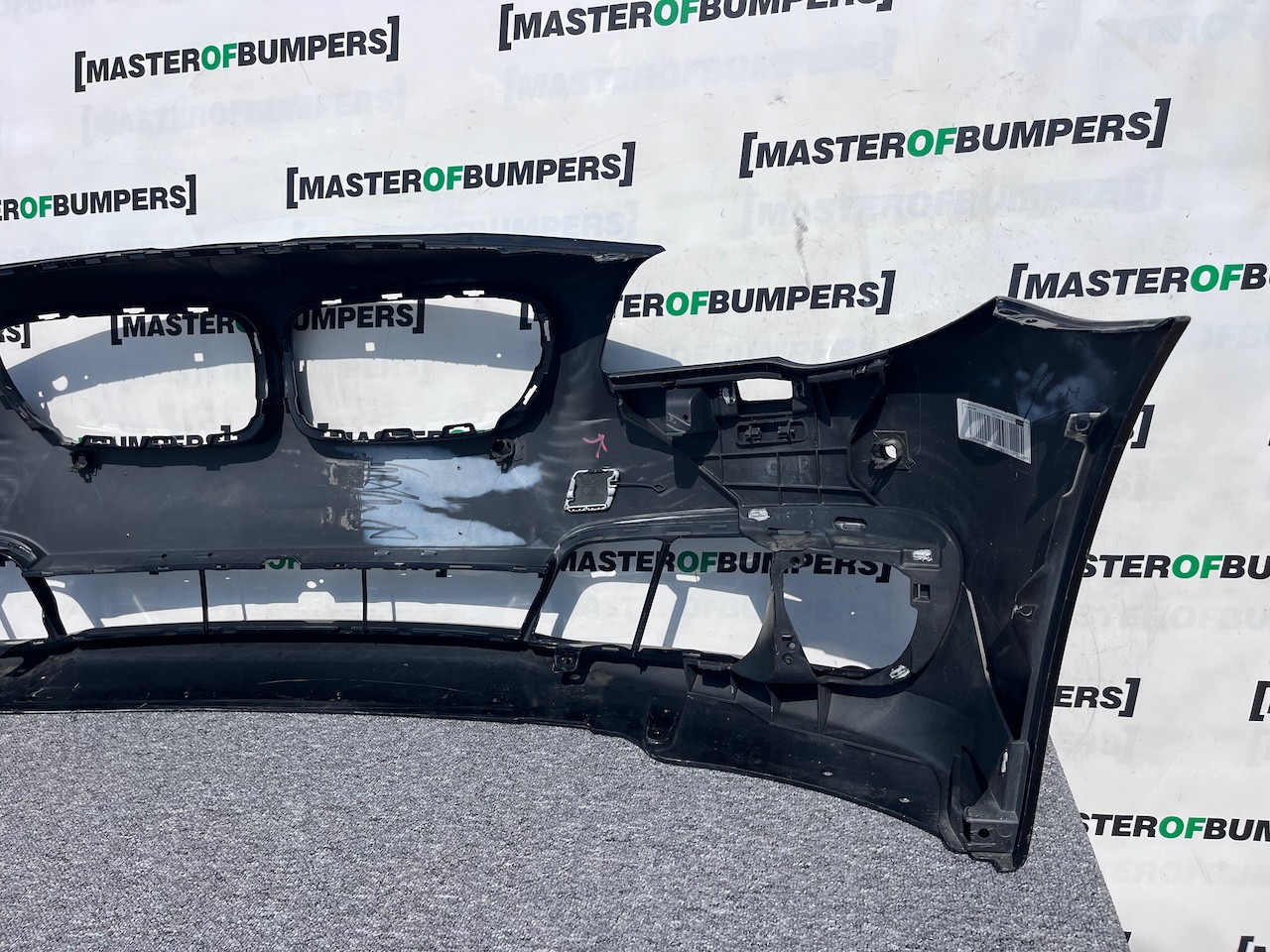 BMW 5 Series Se F10 F11 Lci 2013-2016 Front Bumper 4 Pdc +jets Genuine [B26]