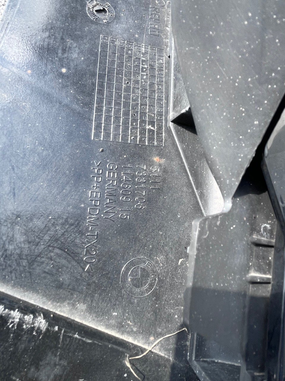 BMW 5 Series Se F10 F11 Lci 2013-2016 Front Bumper 4 Pdc +jets Genuine [B26]