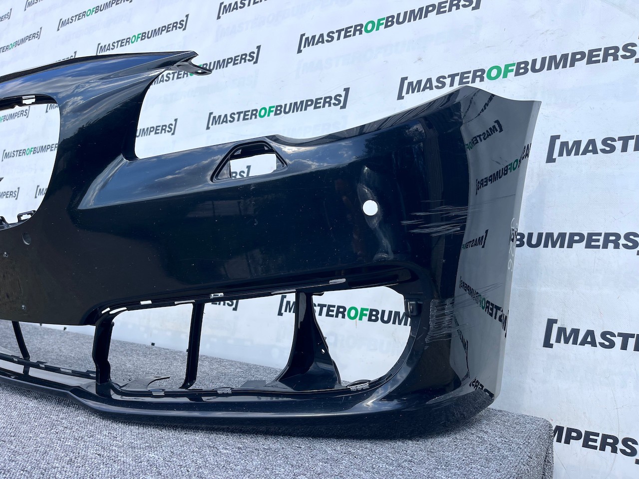 BMW 5 Series Se F10 F11 Lci 2013-2016 Front Bumper 4 Pdc +jets Genuine [B26]