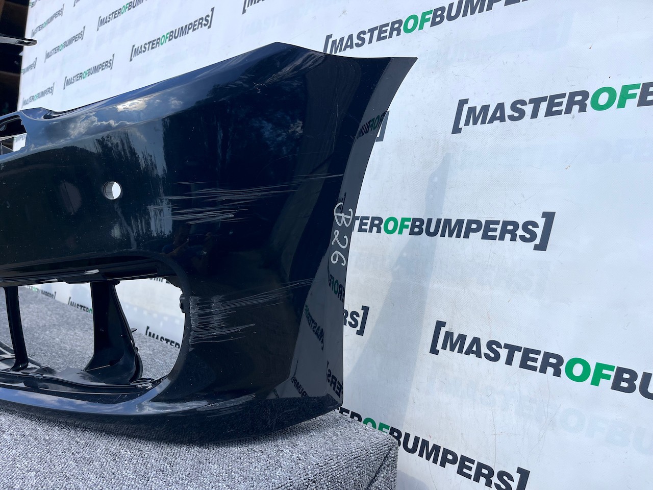 BMW 5 Series Se F10 F11 Lci 2013-2016 Front Bumper 4 Pdc +jets Genuine [B26]