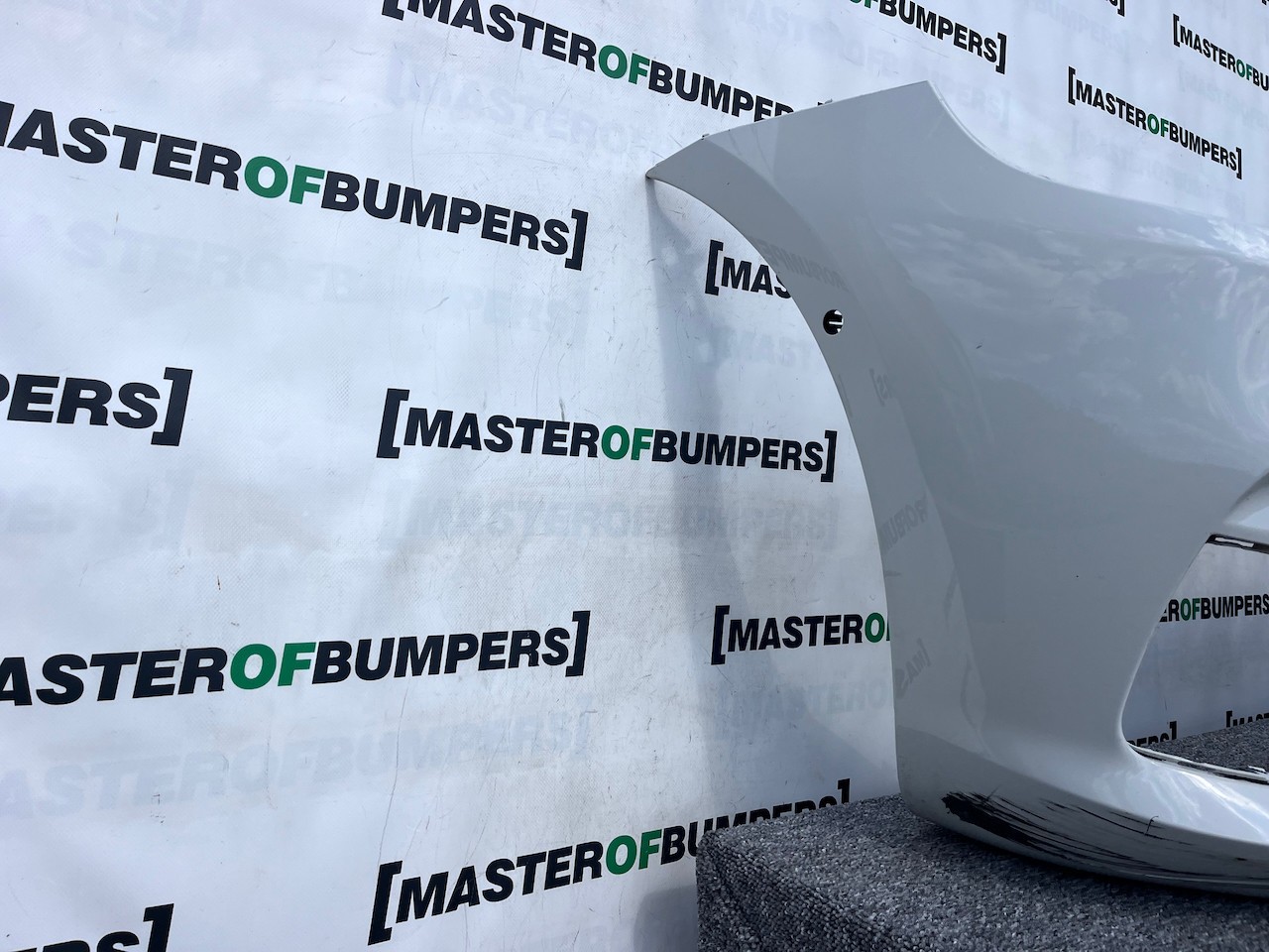 BMW 2 Series Se F45 F46 Active Tourer 2014-2017 Front Bumper 6 Pdc Genuine B224]