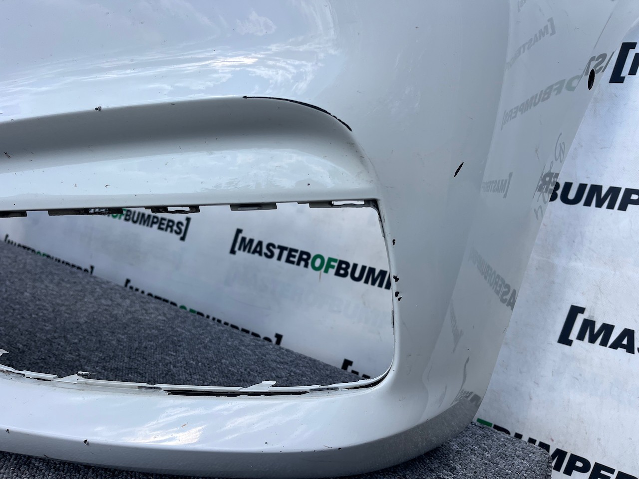 BMW 2 Series Se F45 F46 Active Tourer 2014-2017 Front Bumper 6 Pdc Genuine B224]