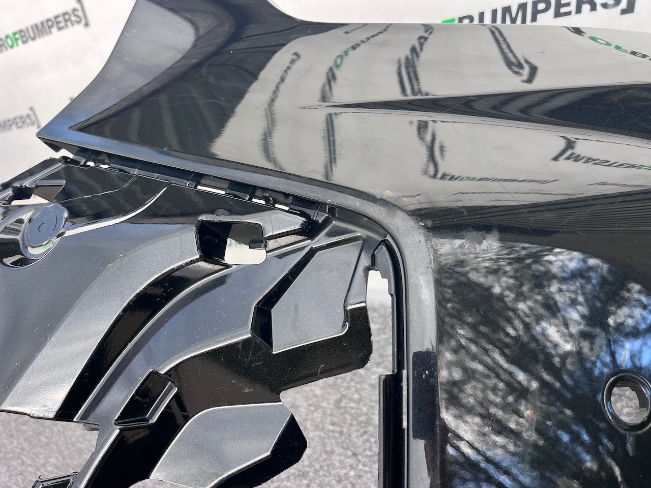 BMW X5 M Sport Suv G05 Lci 2024-on Front Bumper 6 Pdc Genuine [B257]