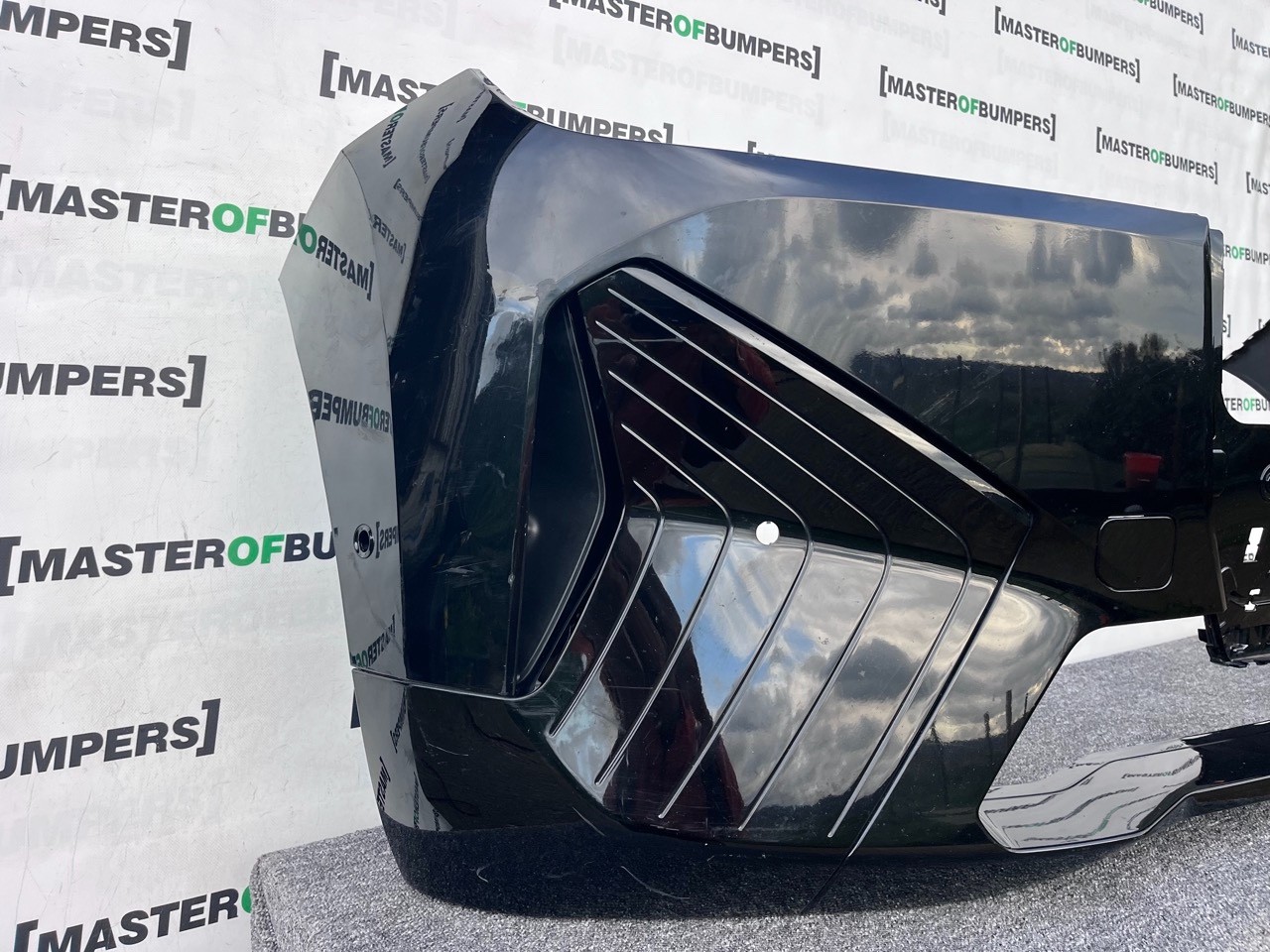 BMW Ix Ix M Sport Electric Suv 2021-2024 Front Bumper 6 Pdc Genuine [B290]