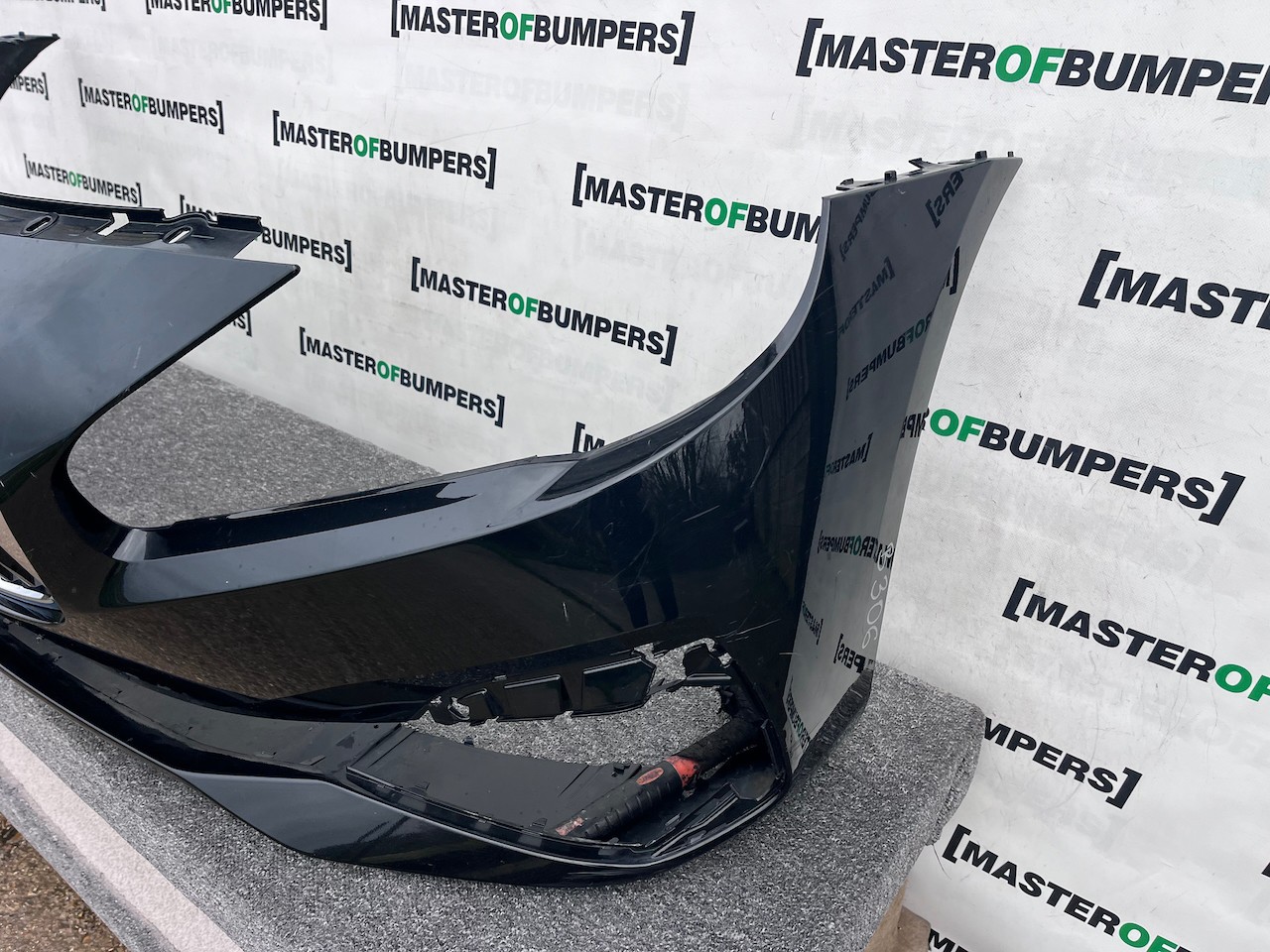BMW 2 Active Tourer Se F45 Lci 2019-2022 Front Bumper 4 Pdc Genuine [B306]
