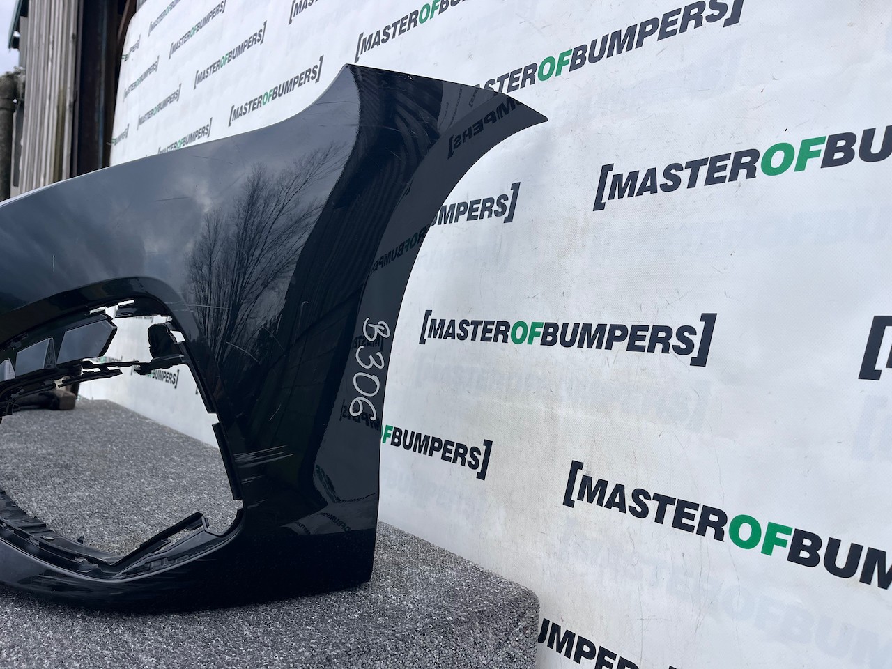 BMW 2 Active Tourer Se F45 Lci 2019-2022 Front Bumper 4 Pdc Genuine [B306]