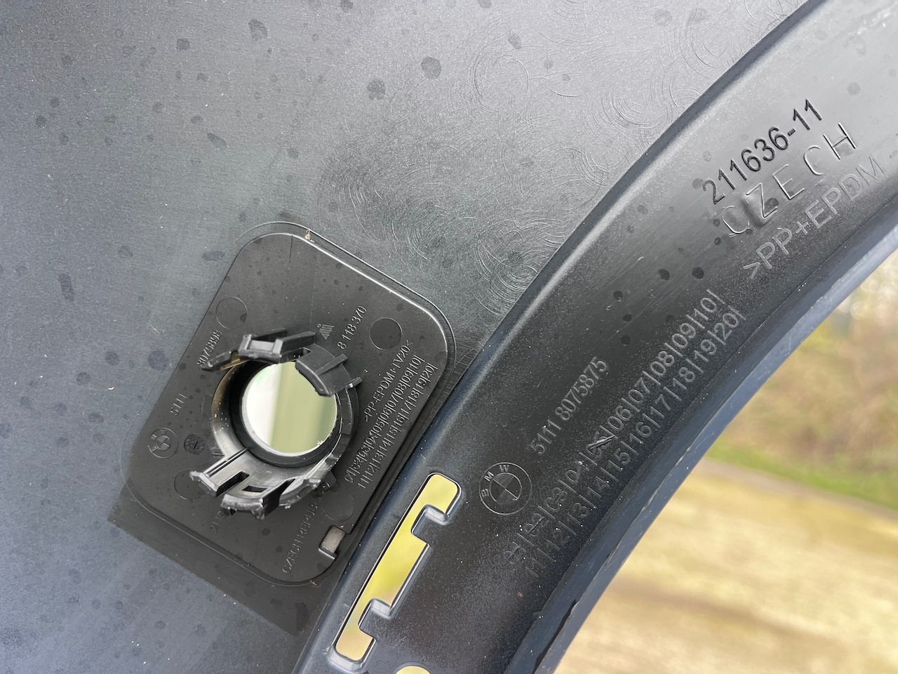 BMW X1 M Sport F48 Lci Suv 2019-2022 Front Bumper Primer 6 Pdc Genuine [B314]