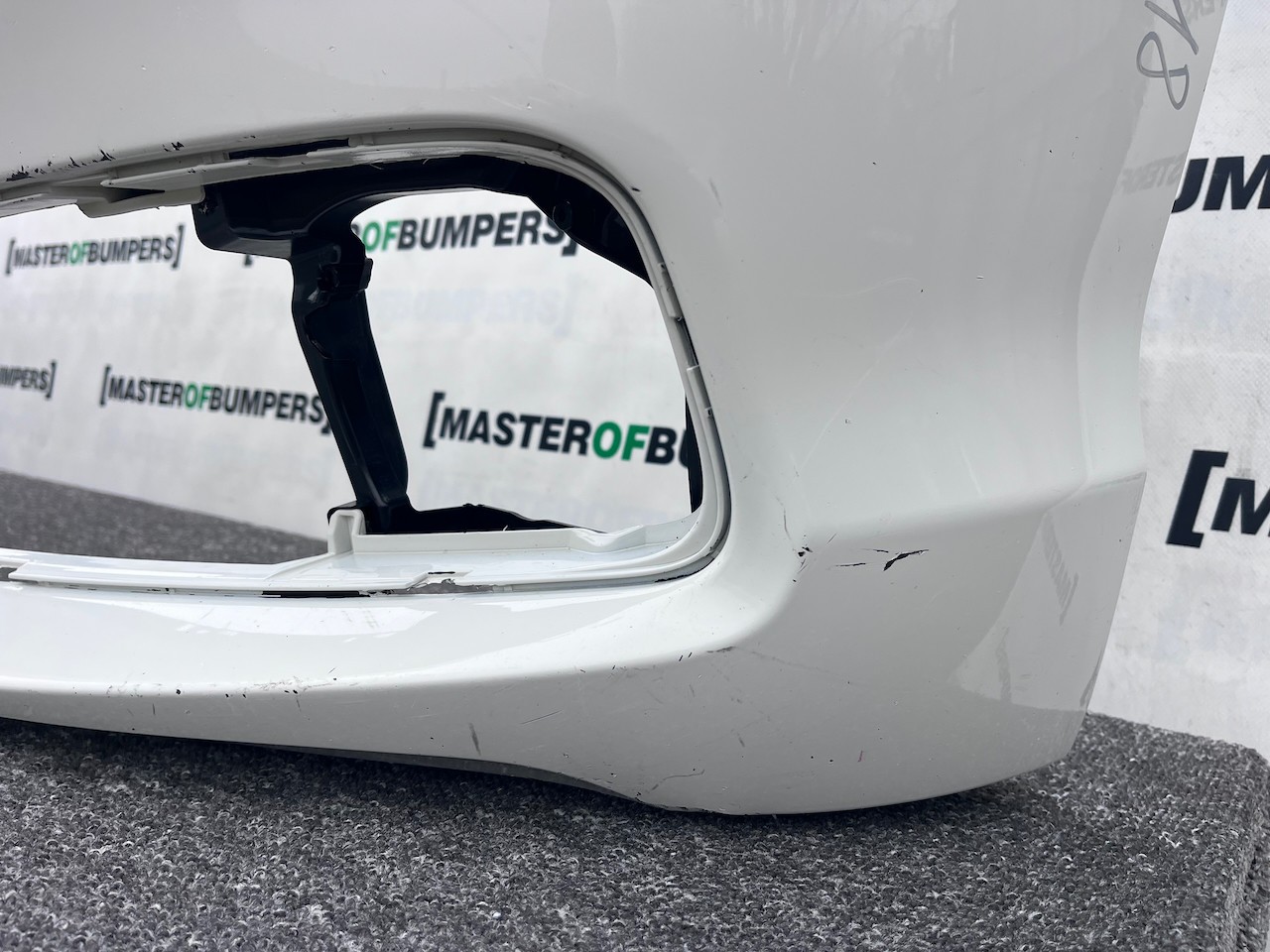 BMW 1 Sport Line F20 F21 Lci Hatchb 2016-2019 Front Bumper No Pdc Genuine [B318]