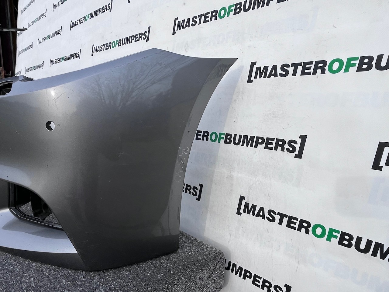 BMW 5 M Sport F10 F11 Lci 2013-2016 Front Bumper 4 Pdc + Jets Genuine [B330]