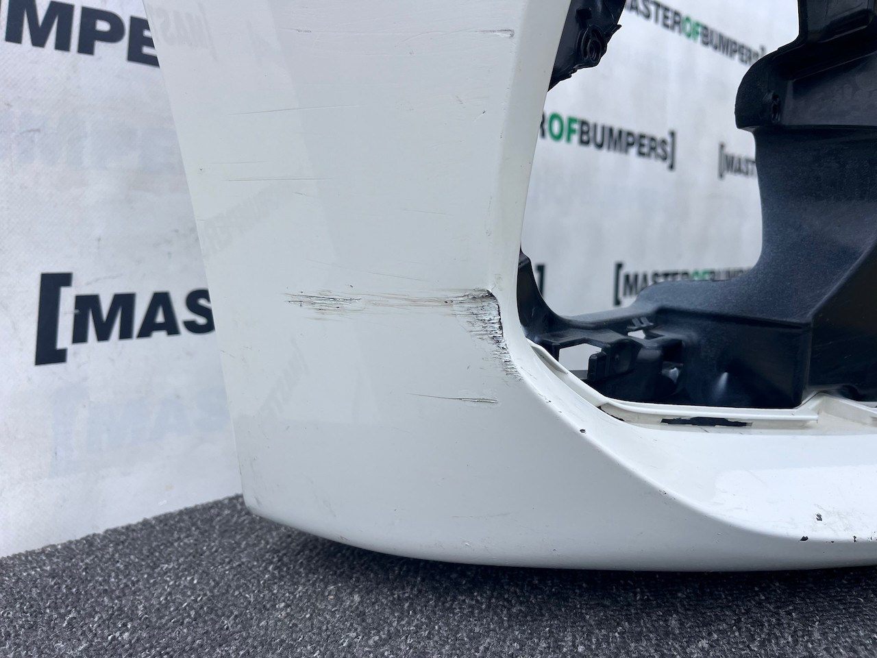 BMW 1 Series M Sport F20 F21 Lci 2016-2019 Front Bumper 4 Pdc Genuine [B380]