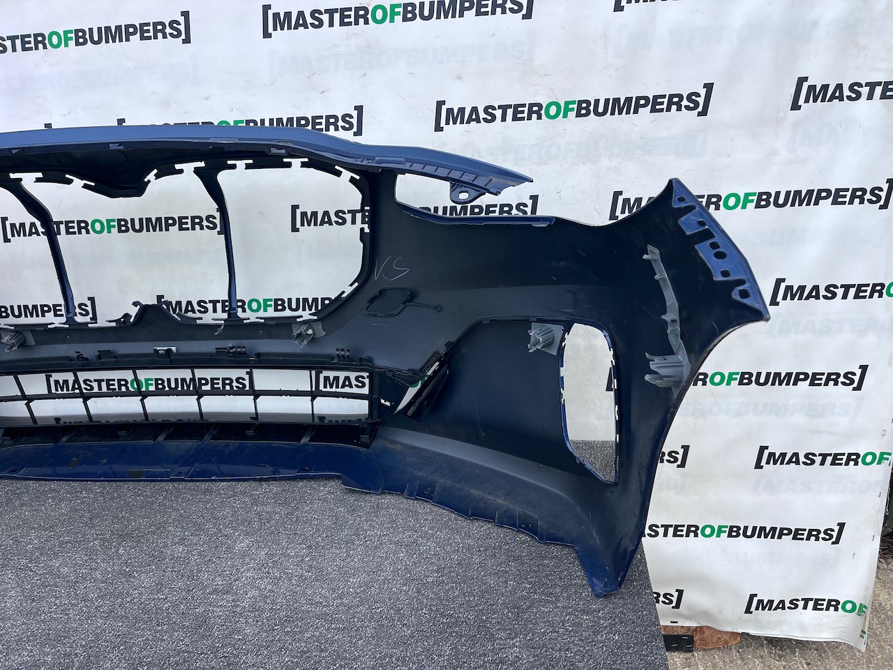 BMW 2 Gran Active Tourer Luxury U06 2022-2026 Front Bumper 6 Pdc Genuine [B386]