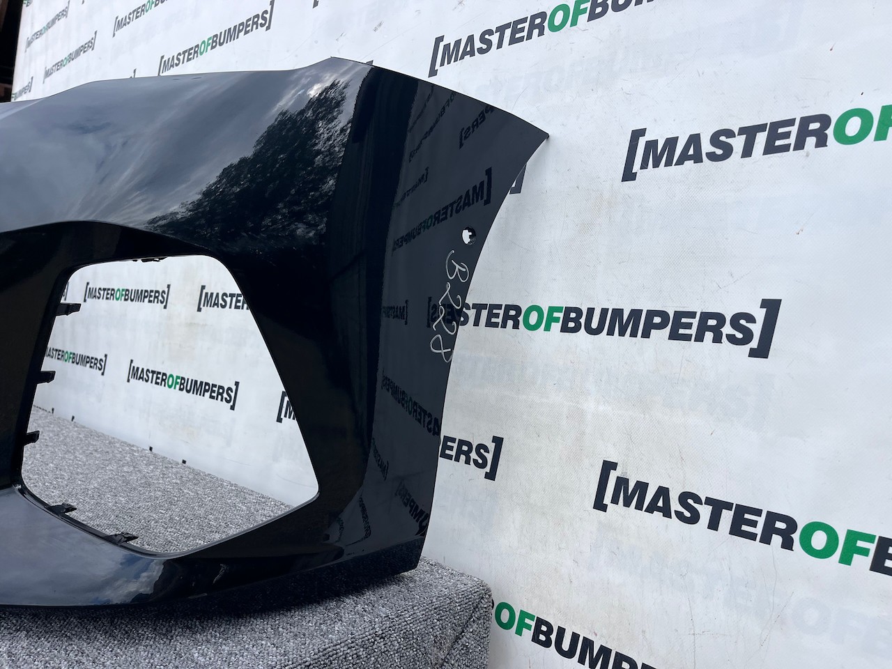 BMW 5 Series M Sport G60 G61 2023-on Front Bumper 6 Pdc Genuine [B228]