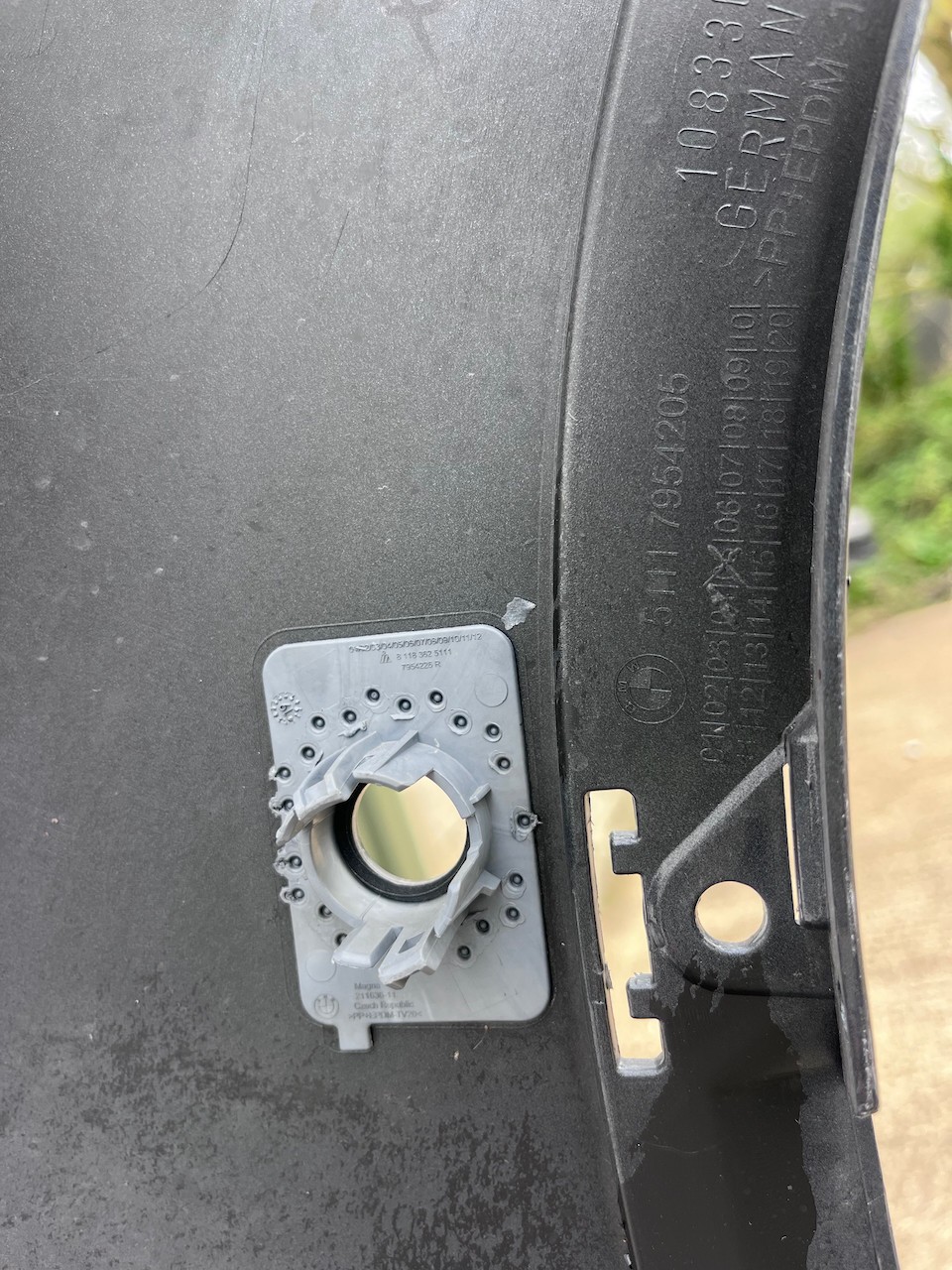 BMW X1 F48 Lci Se Basic X Drive 2019-2022 Front Bumper 6 Pdc Genuine [B261]