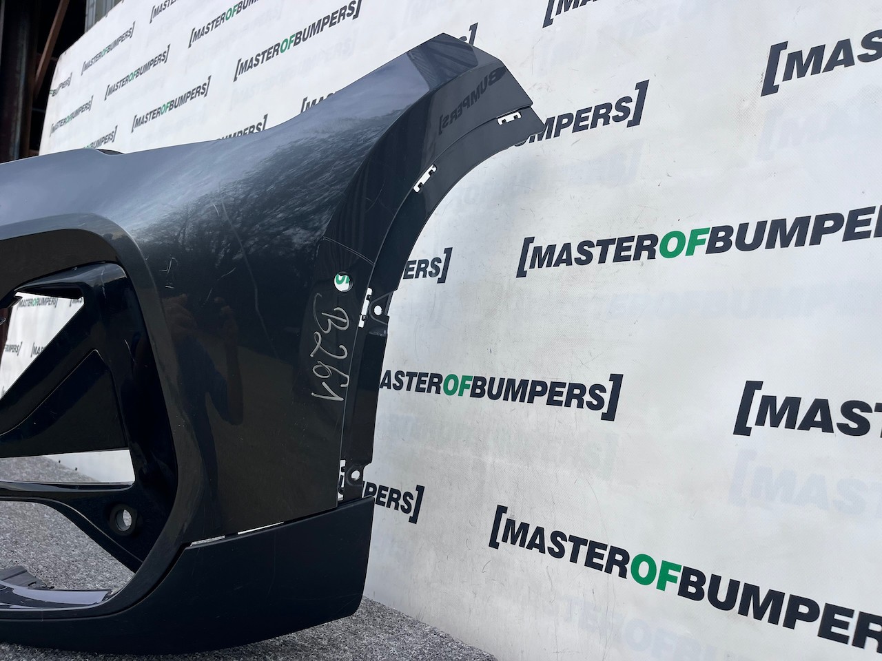 BMW X1 F48 Lci Se Basic X Drive 2019-2022 Front Bumper 6 Pdc Genuine [B261]