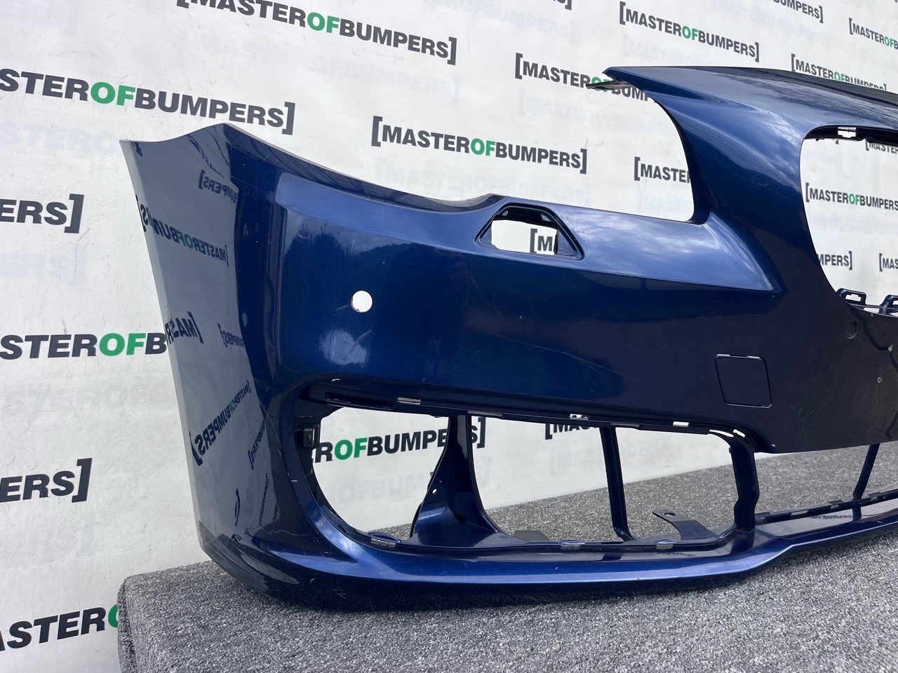 BMW 5 Se Luxury F10 F11 Lci 2013-2016 Front Bumper 4 Pdc + Jets Genuine [B277]