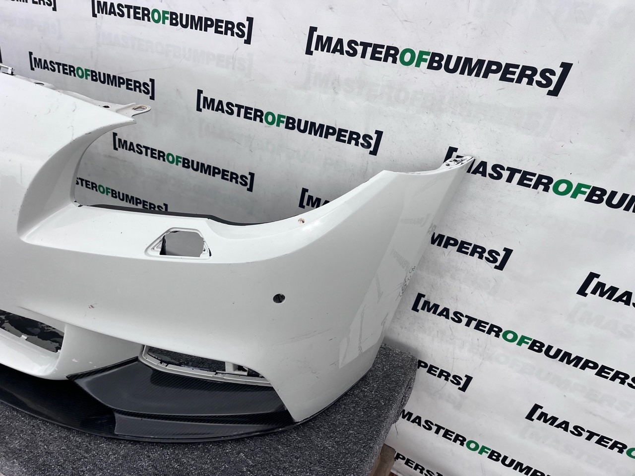 BMW 5 Series M Sport F10 F11 Front Bumper 4 Pdc + Jets Genuine [B302]