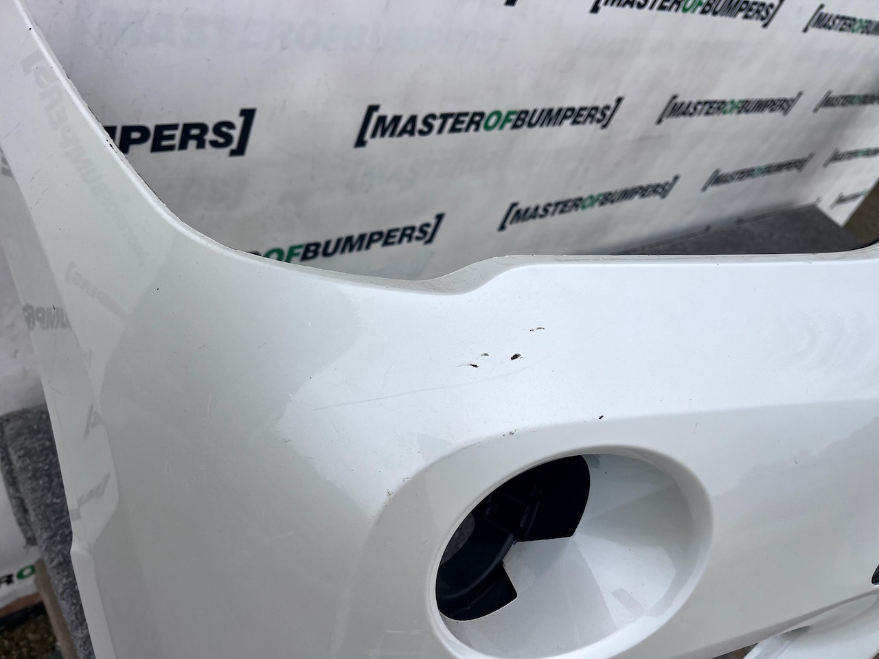 BMW X1 Sport Line Se X Drive F48 2016-2018 Front Bumper Genuine [B322]