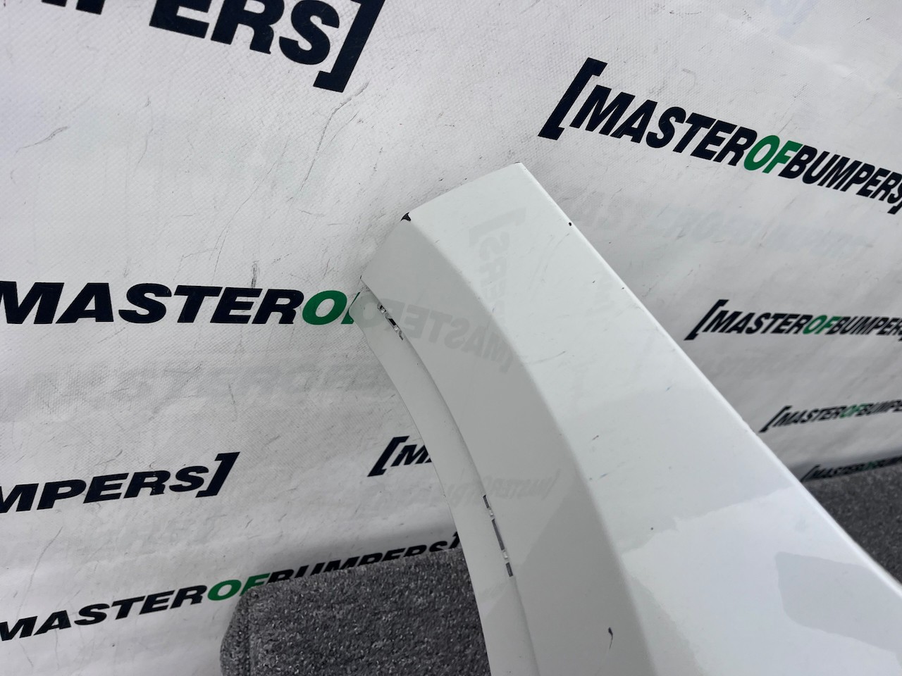 BMW X1 Sport Line Se X Drive F48 2016-2018 Front Bumper Genuine [B322]