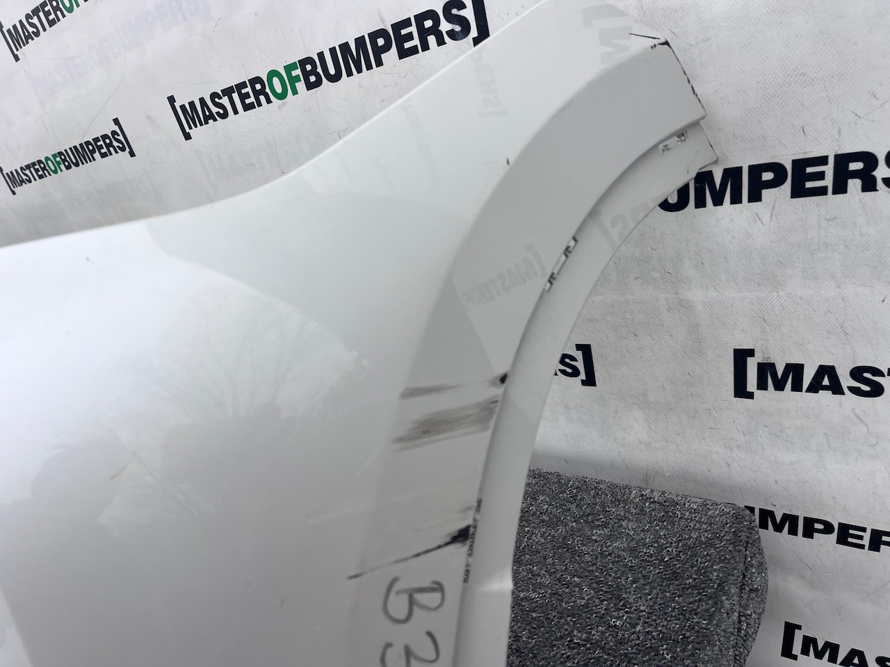 BMW X1 Sport Line Se X Drive F48 2016-2018 Front Bumper Genuine [B322]