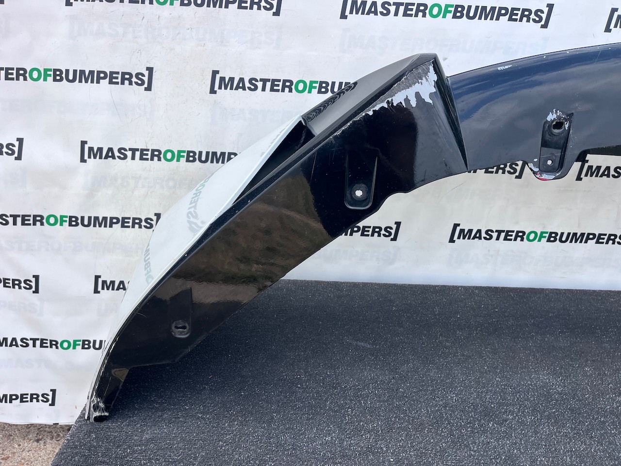 BMW I8 Hybrid Coupe 4wd 2014-2020 Front Bumper 4 Pdc Genuine [B402]