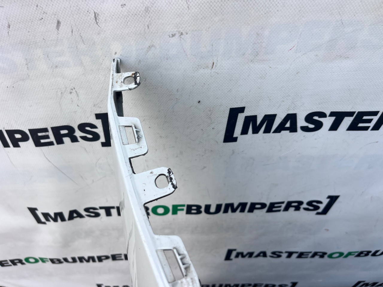 BMW I8 Hybrid Coupe 4wd 2014-2020 Front Bumper 4 Pdc Genuine [B402]