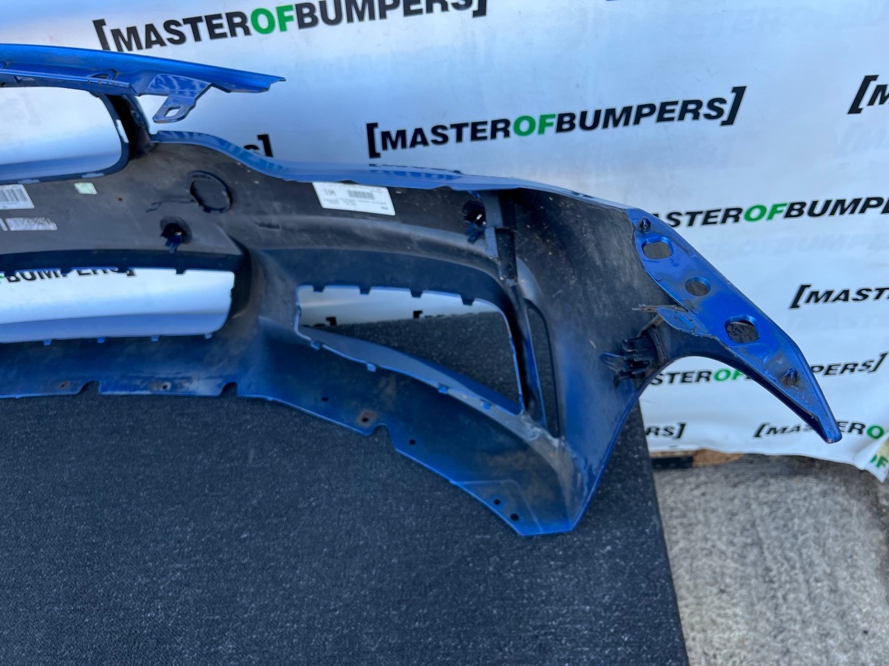 BMW 4 Series F36 F32 F36 M Sport 2014-2020 Front Bumper 6 Pdc Jets Genuine [B411 BMW 4 Series F36 F32 F36 M Sport 2014-2020 Front Bumper 6 Pdc Jets Genuine [B411