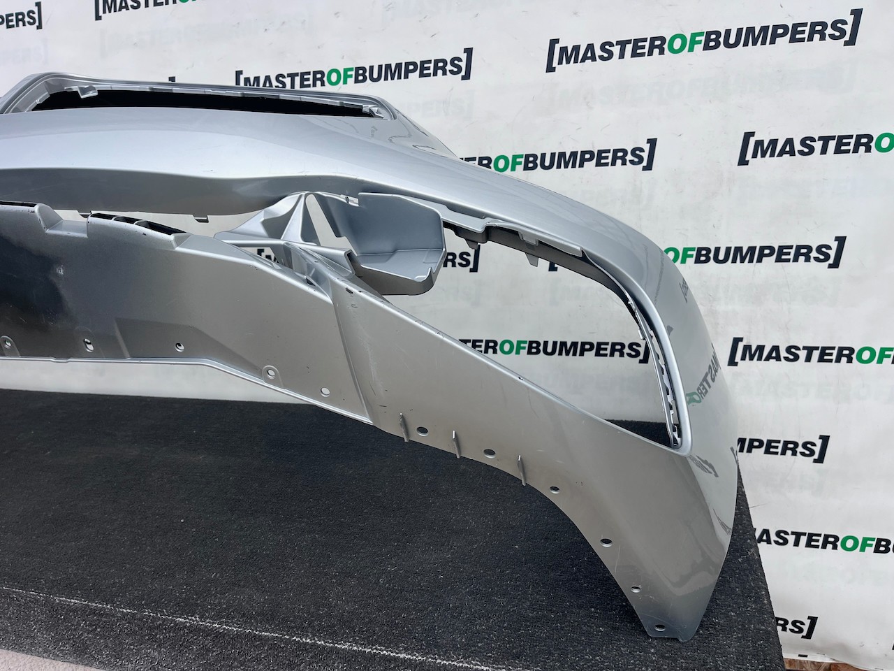 BMW Z4 Sdrive Se G29 Cabrio 2019-2026 Front Bumper Nbo Pdc Genuine [B417]