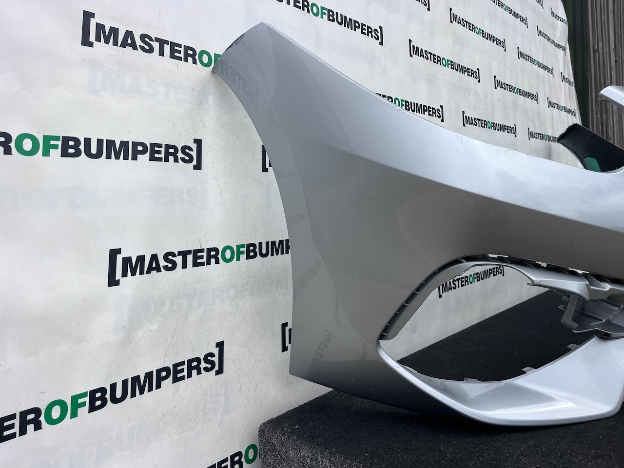 BMW Z4 Sdrive Se G29 Cabrio 2019-2026 Front Bumper Nbo Pdc Genuine [B417]