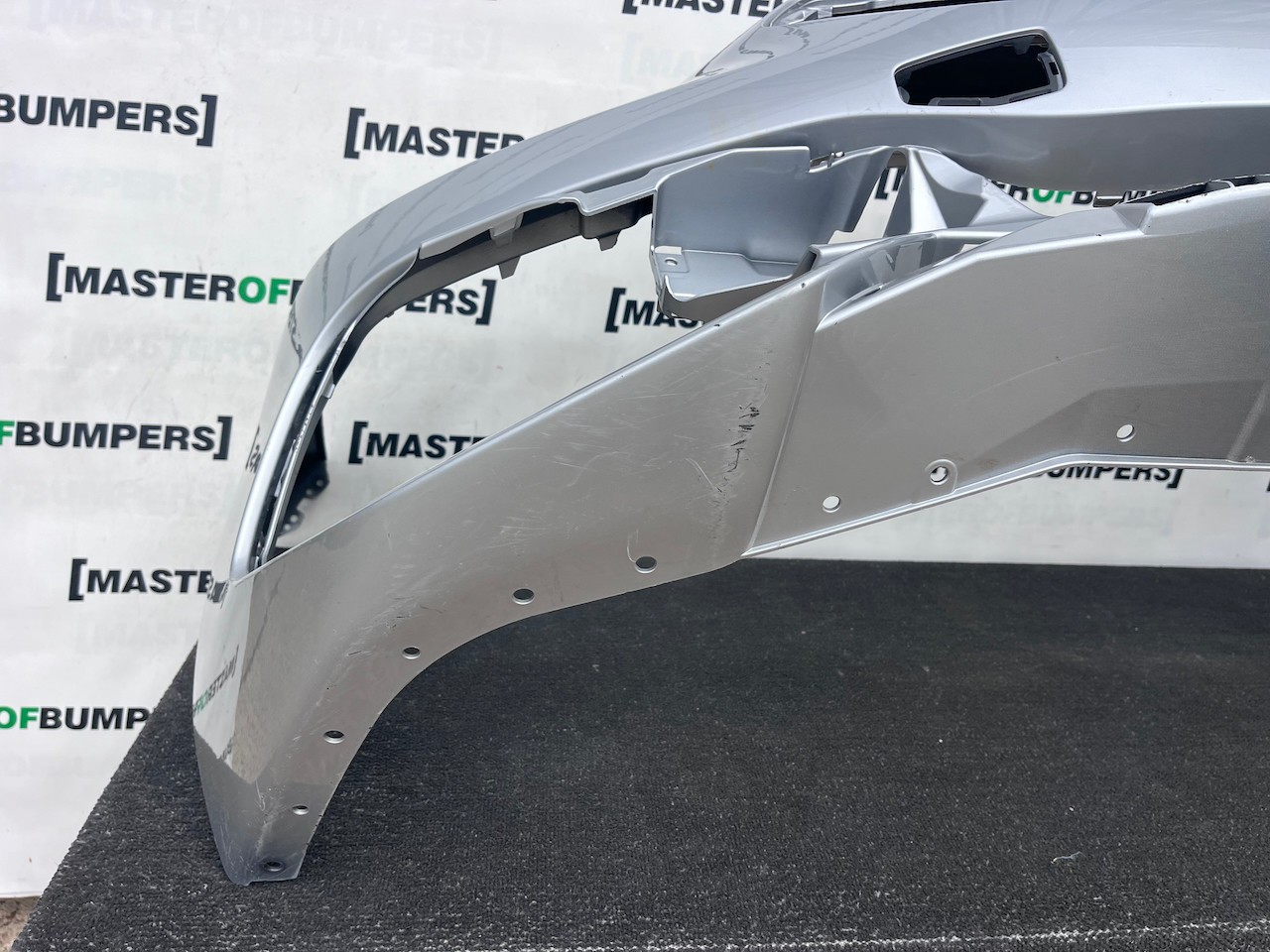 BMW Z4 Sdrive Se G29 Cabrio 2019-2026 Front Bumper Nbo Pdc Genuine [B418]