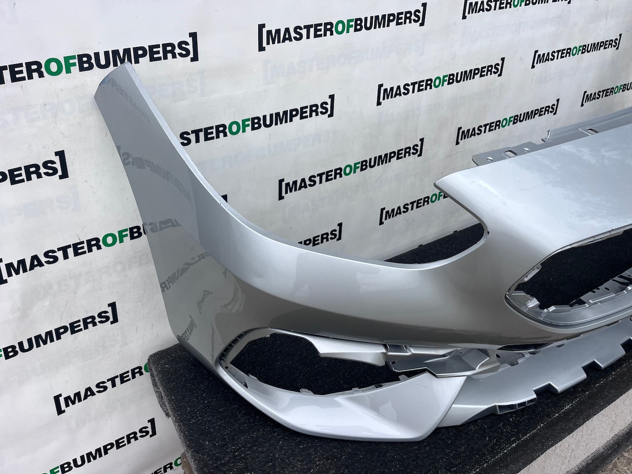 BMW Z4 Sdrive Se G29 Cabrio 2019-2026 Front Bumper Nbo Pdc Genuine [B420]